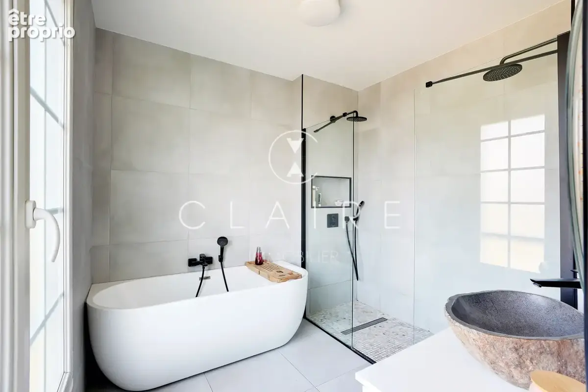 Maison de charme indépendante 5 chambres. - photo 7