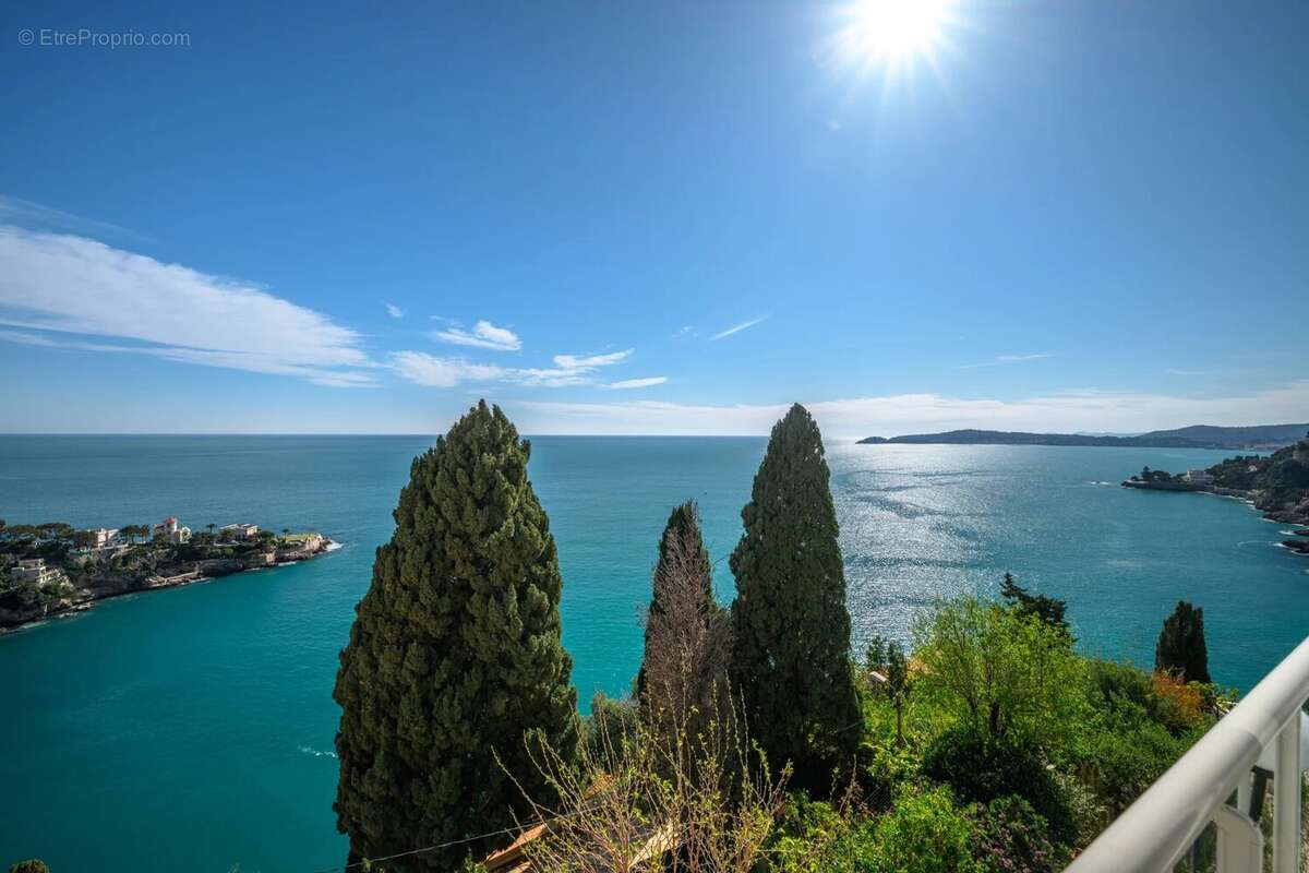 Appartement à CAP-D'AIL