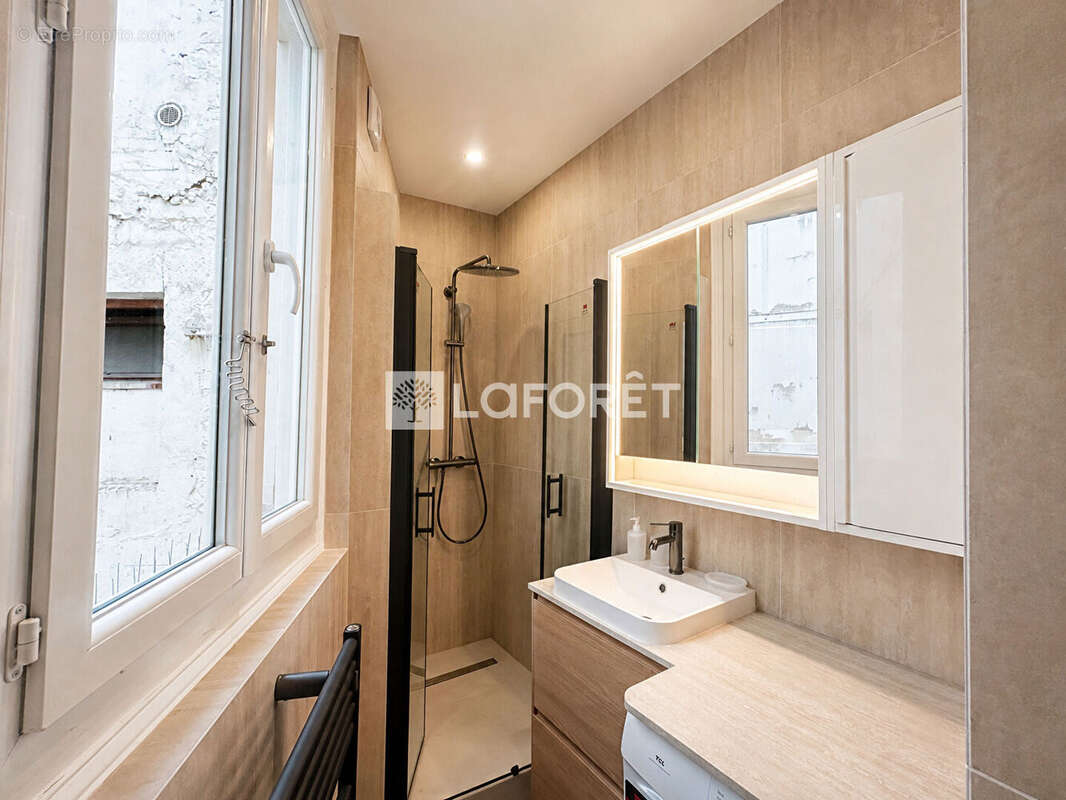 2 pièces rénové avec balcon, et climatisation - Paris 16ème. - photo 7