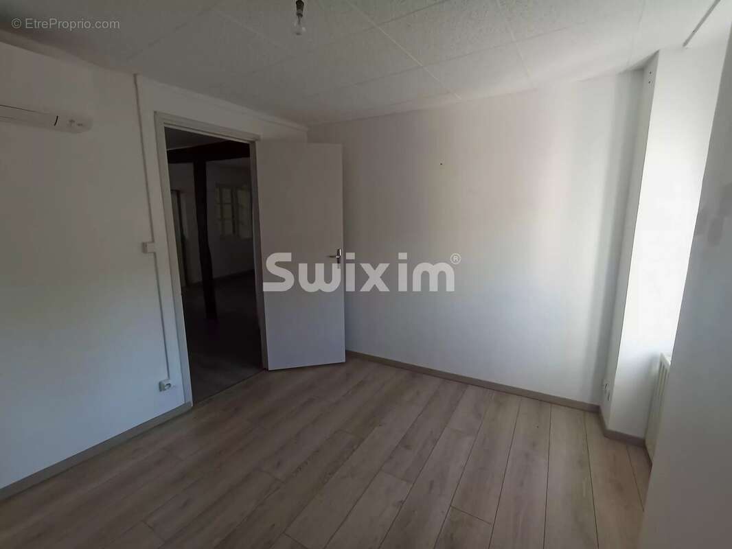 Appartement à AISY-SUR-ARMANCON