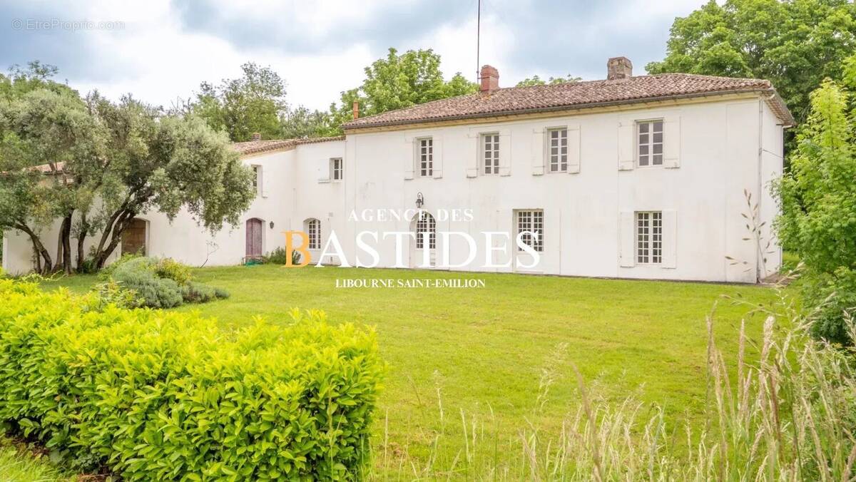 Maison à ARVEYRES