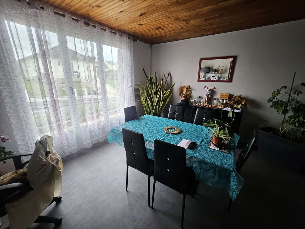 Maison à PONT-L'EVEQUE