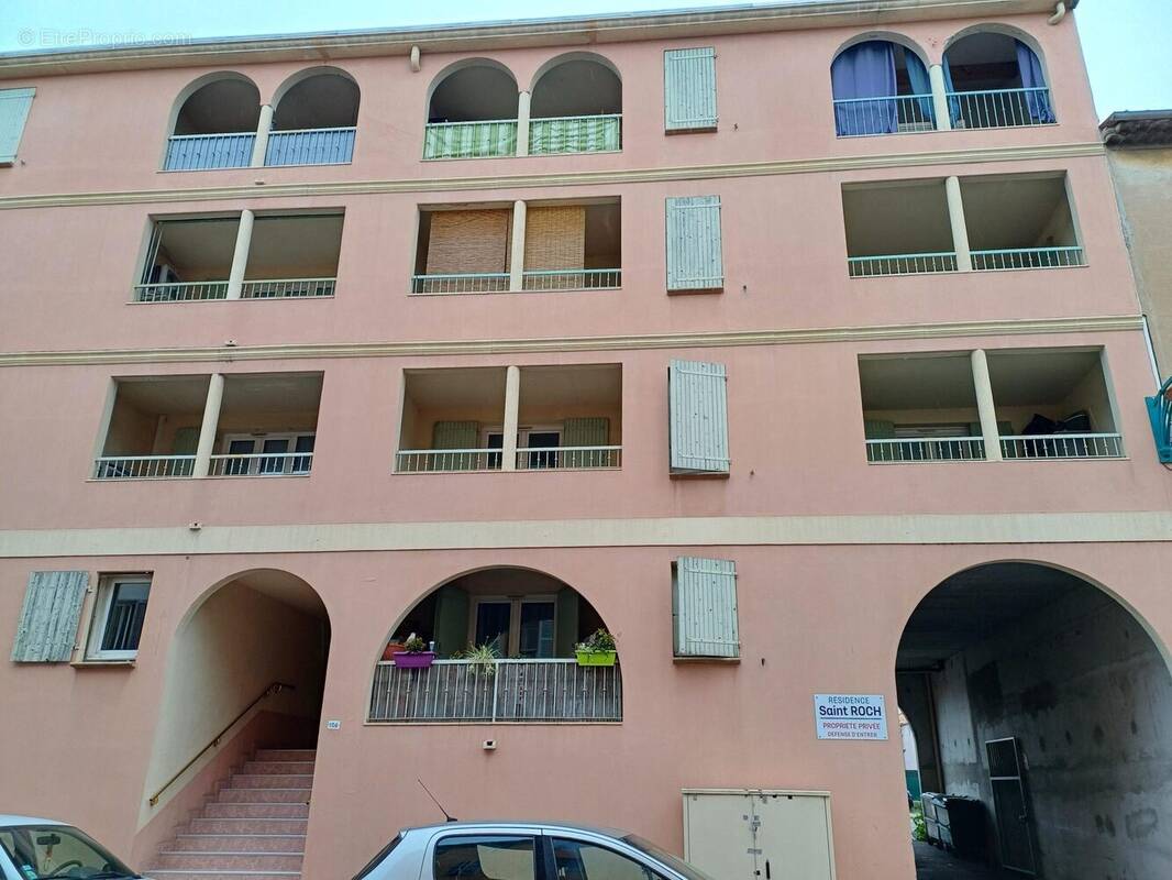 Appartement à LE MUY