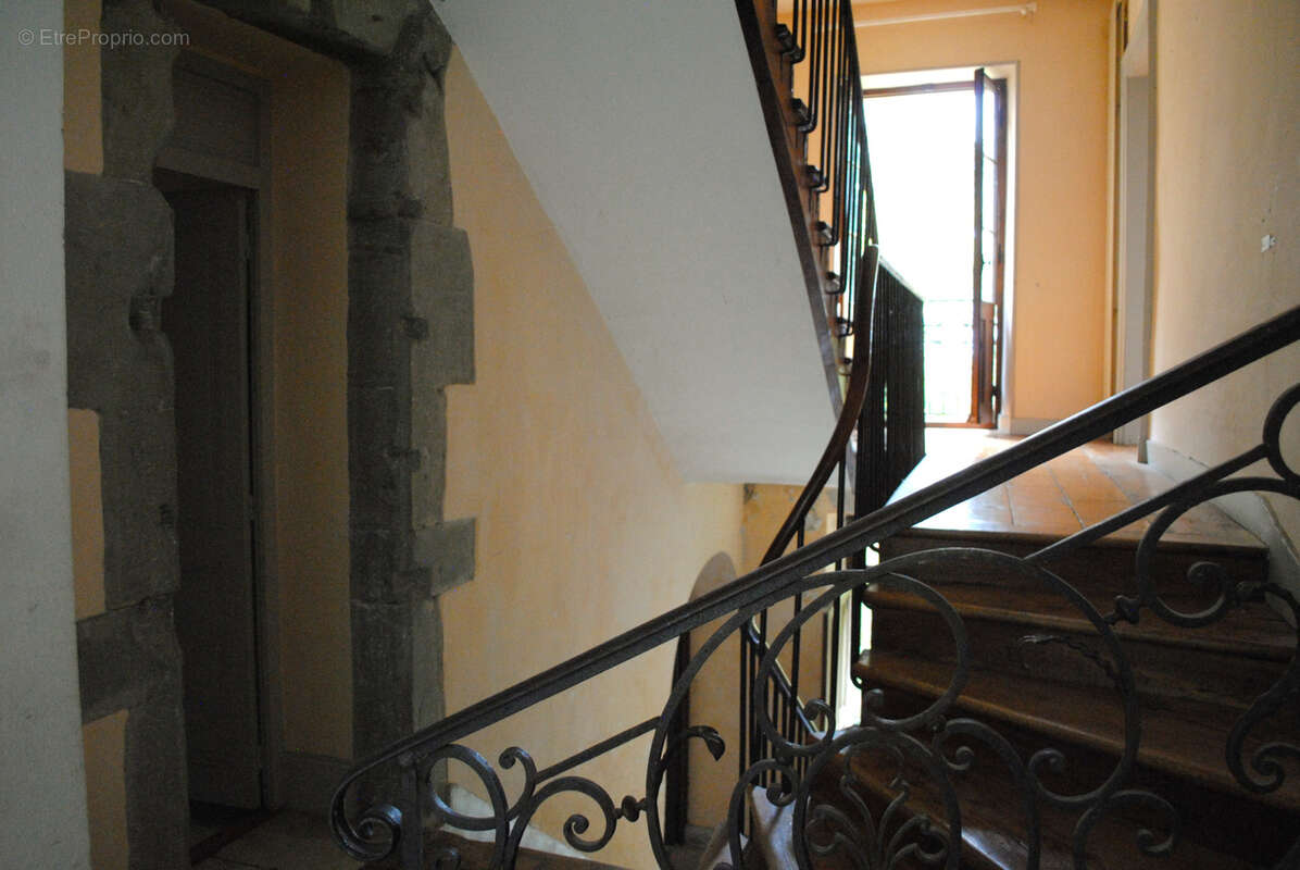 Maison à CHINDRIEUX