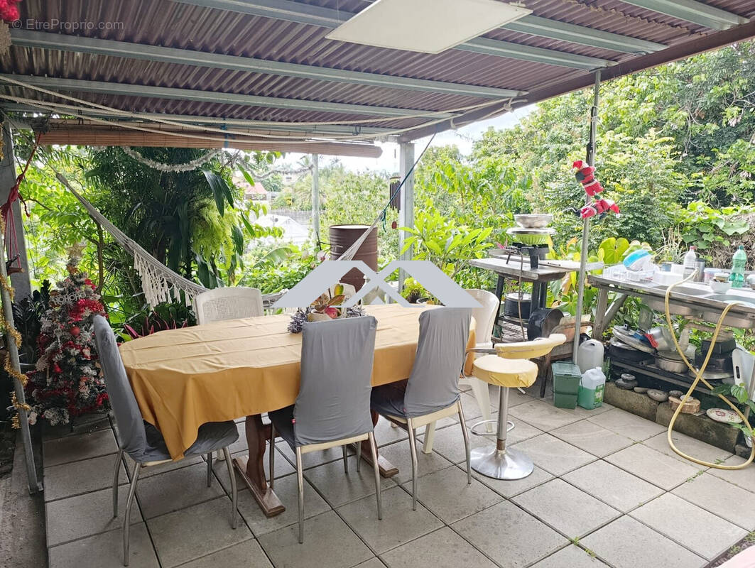 Maison à ENTRE-DEUX