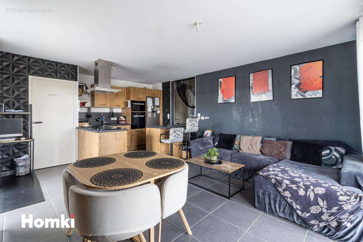 Appartement à MARSEILLE-12E