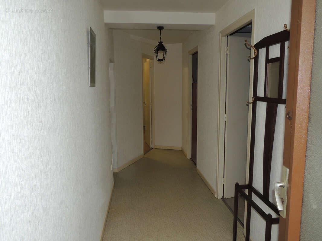 Maison à SAINT-MARTIN-DES-NOYERS