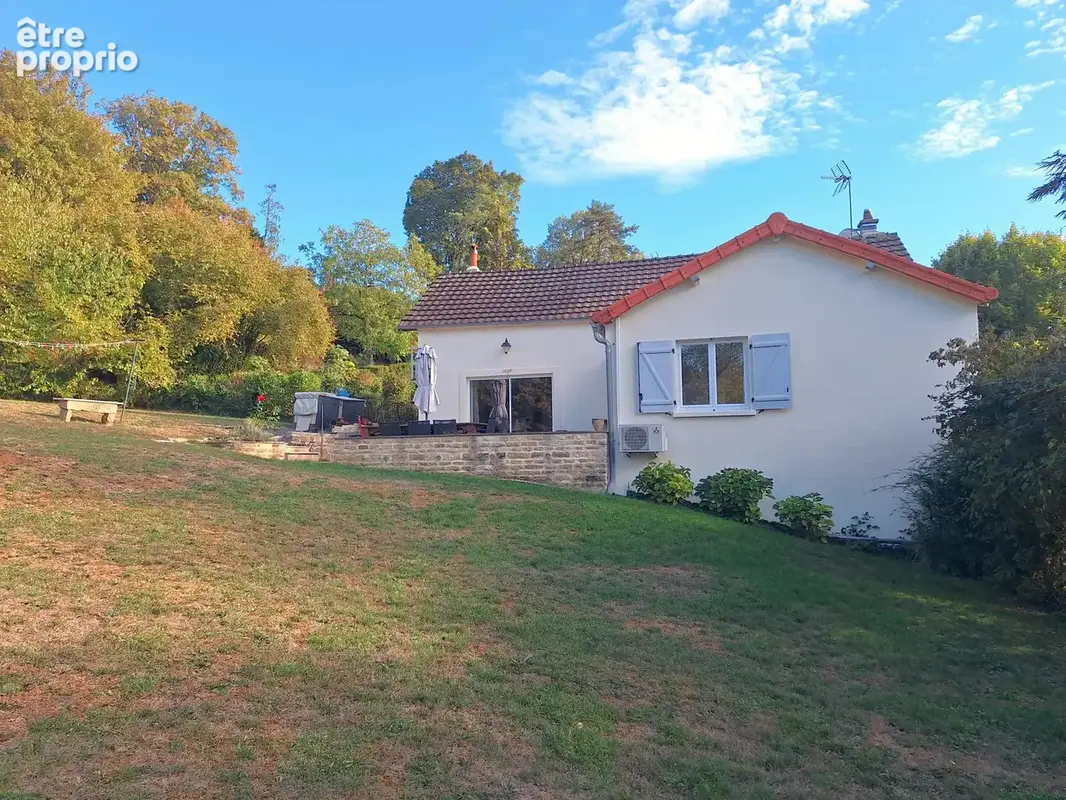 Maison à SAINT-SERNIN-DU-PLAIN