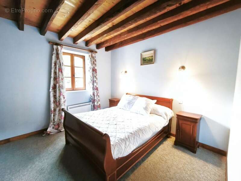 Maison à SAINT-GEIN