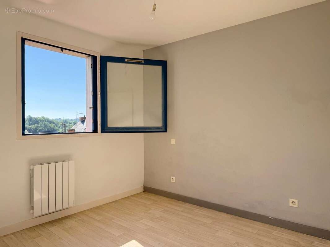 Appartement à BAIN-DE-BRETAGNE