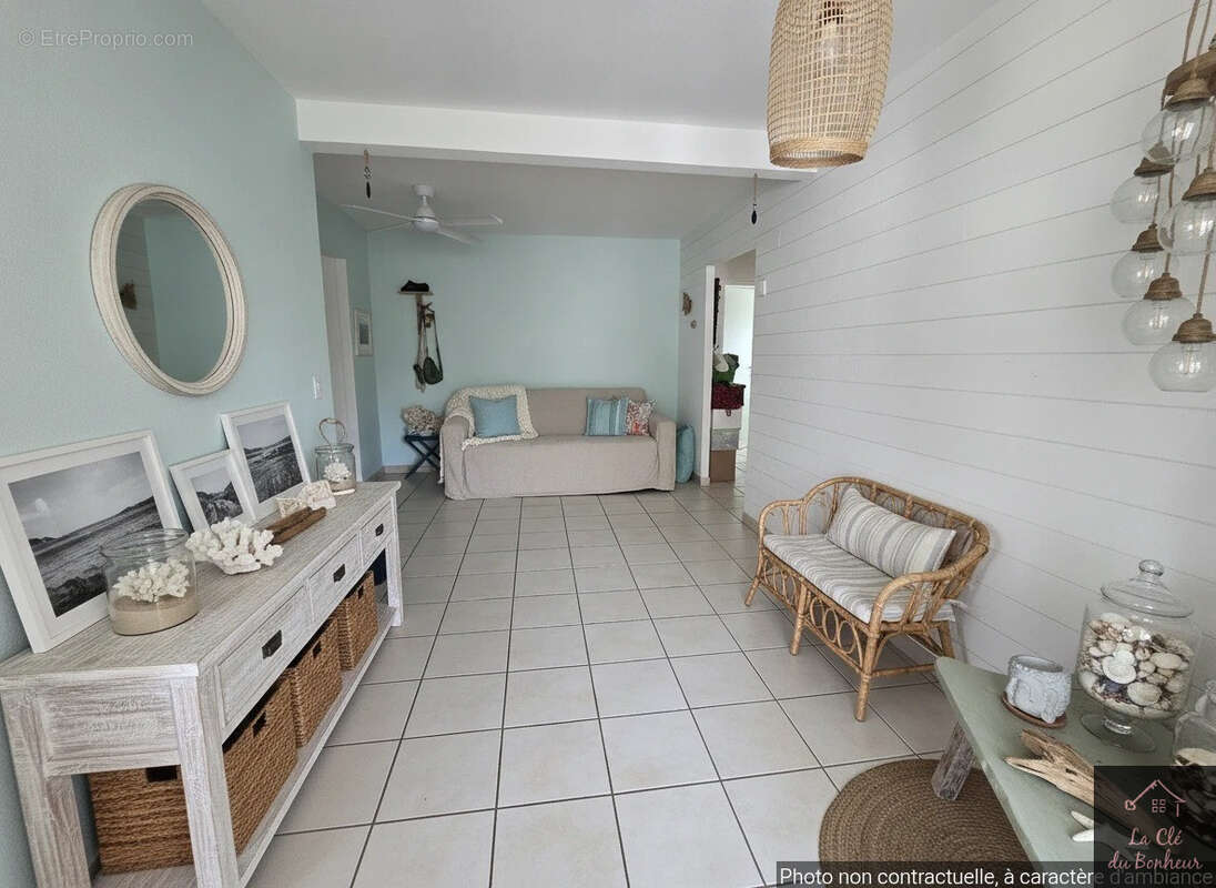 Appartement à SAINTE-LUCE