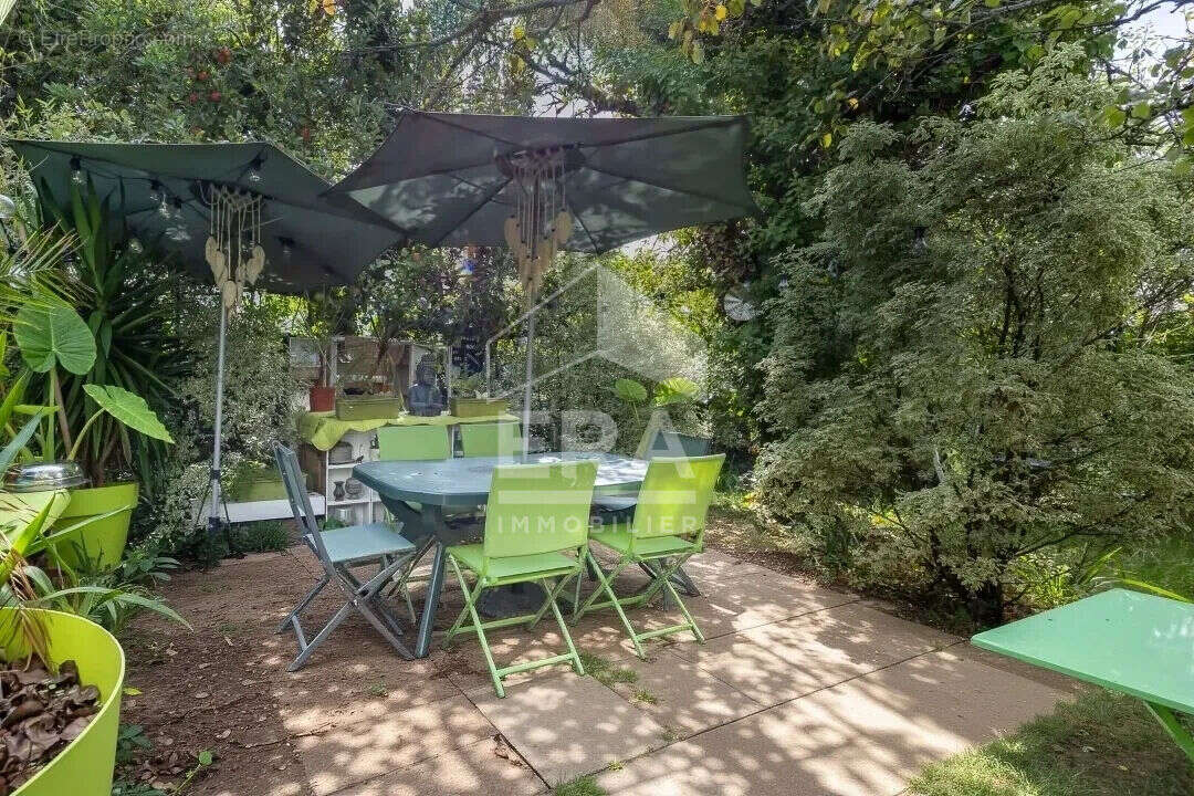 Maison à VAUX-SUR-MER