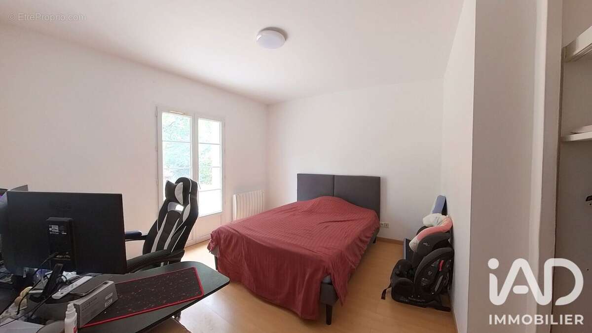 Photo 4