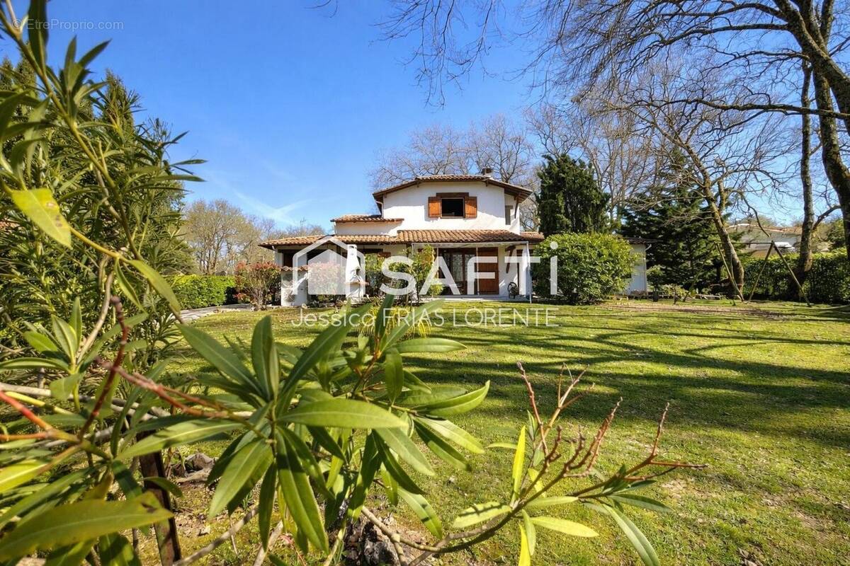 Photo 1 - Maison à BOULIAC