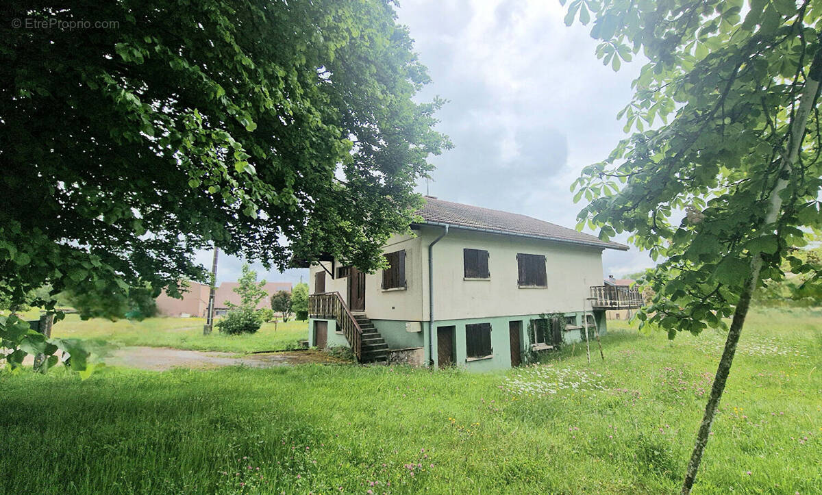 Maison à EVILLERS