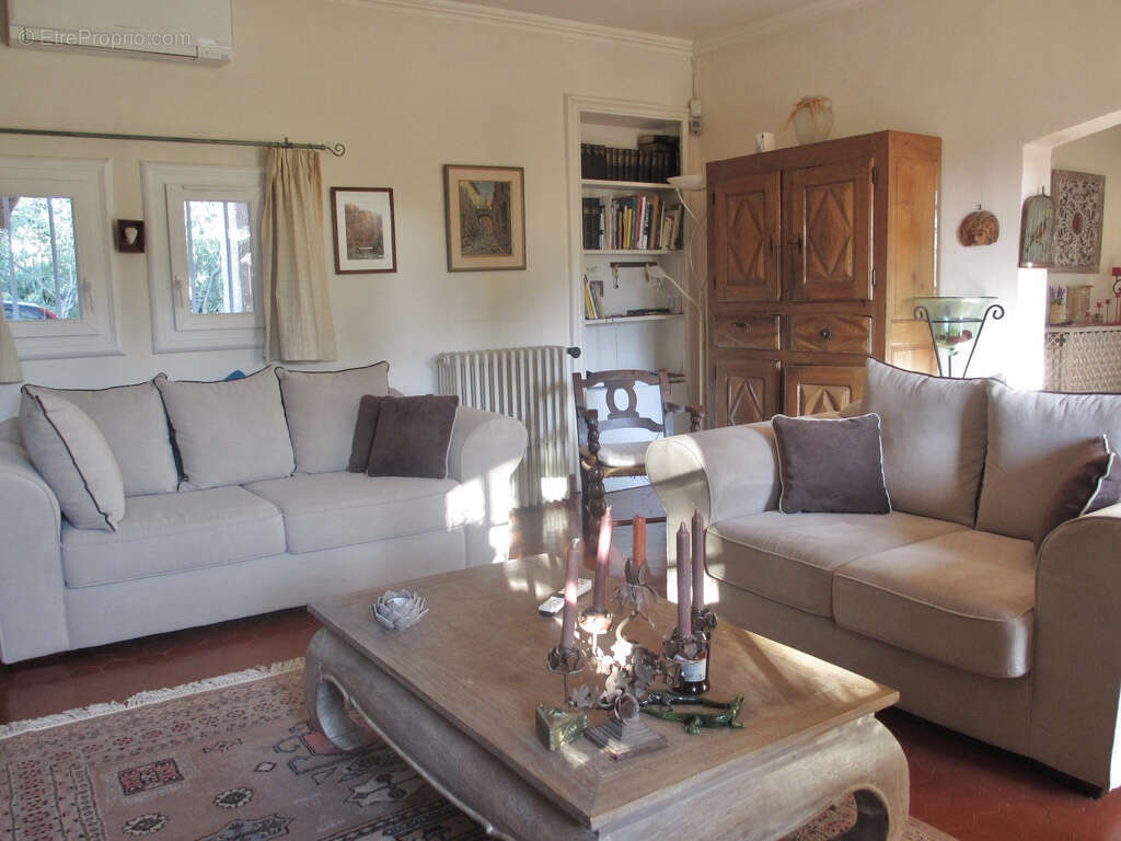 Maison à FREJUS