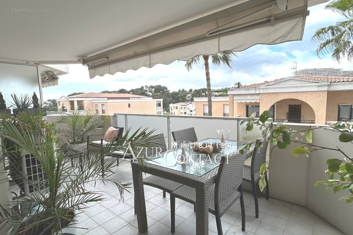 Appartement à LE CANNET