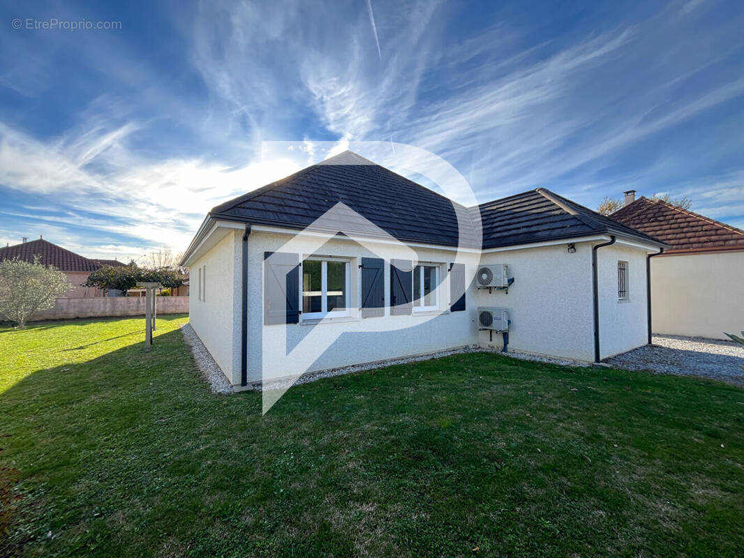 Maison à AUSSEVIELLE