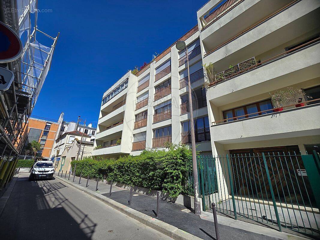 Appartement à PARIS-11E