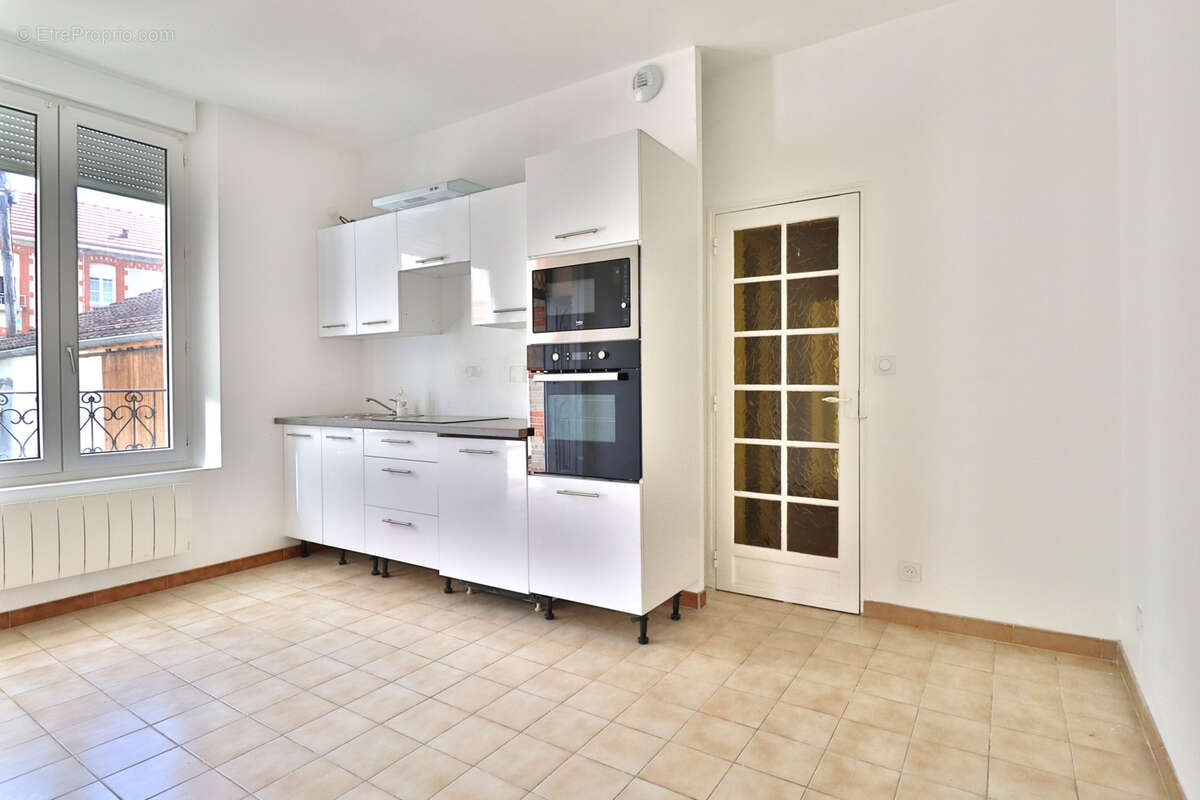 Maison à SAINTE-SAVINE