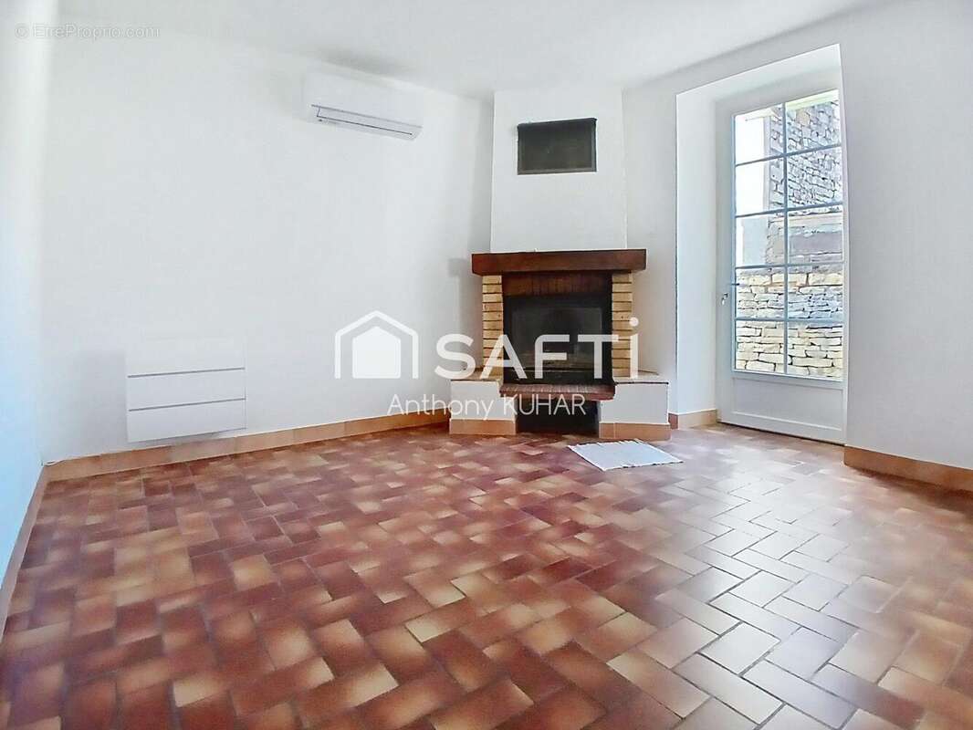 Maison 80 m² à Dun-Sur-Auron  - photo 4