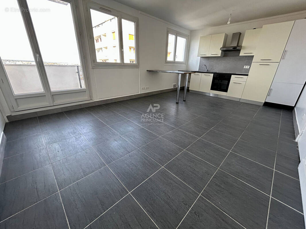 Appartement à POISSY