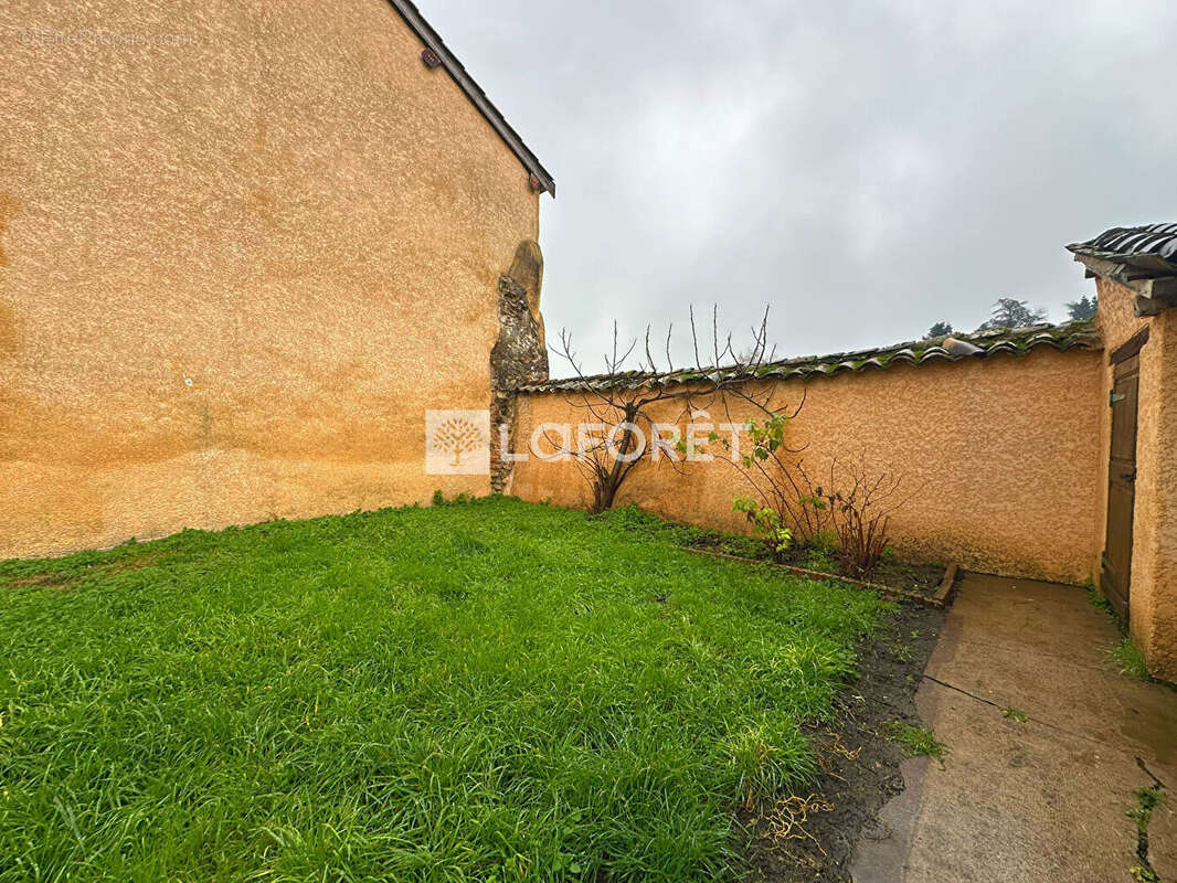 Maison à SAINT-TRIVIER-SUR-MOIGNANS