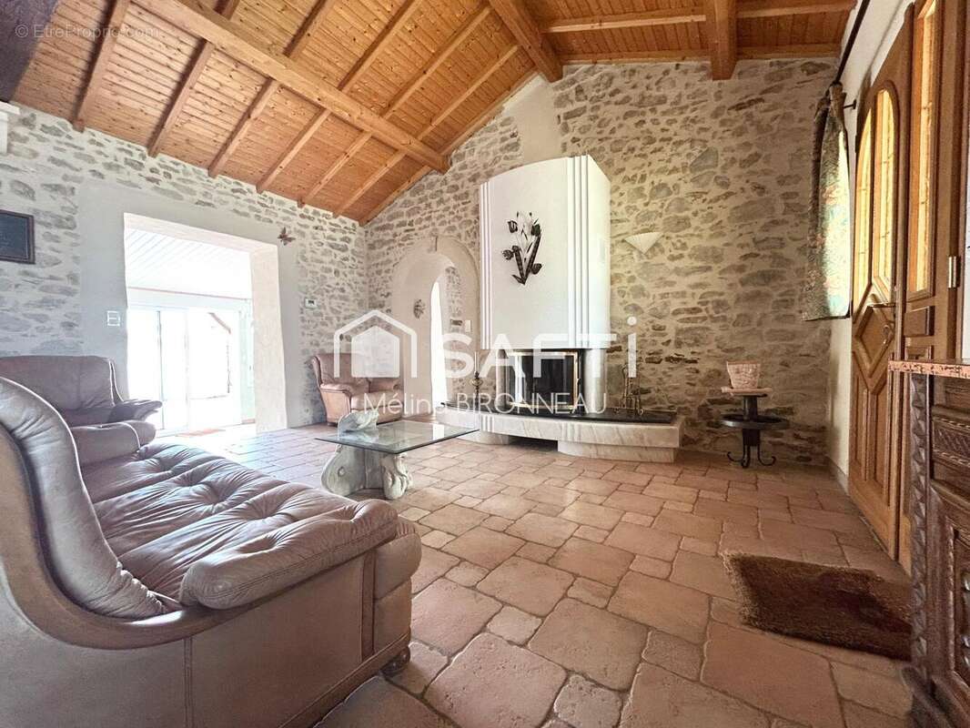 Photo 5 - Maison à AVRILLE