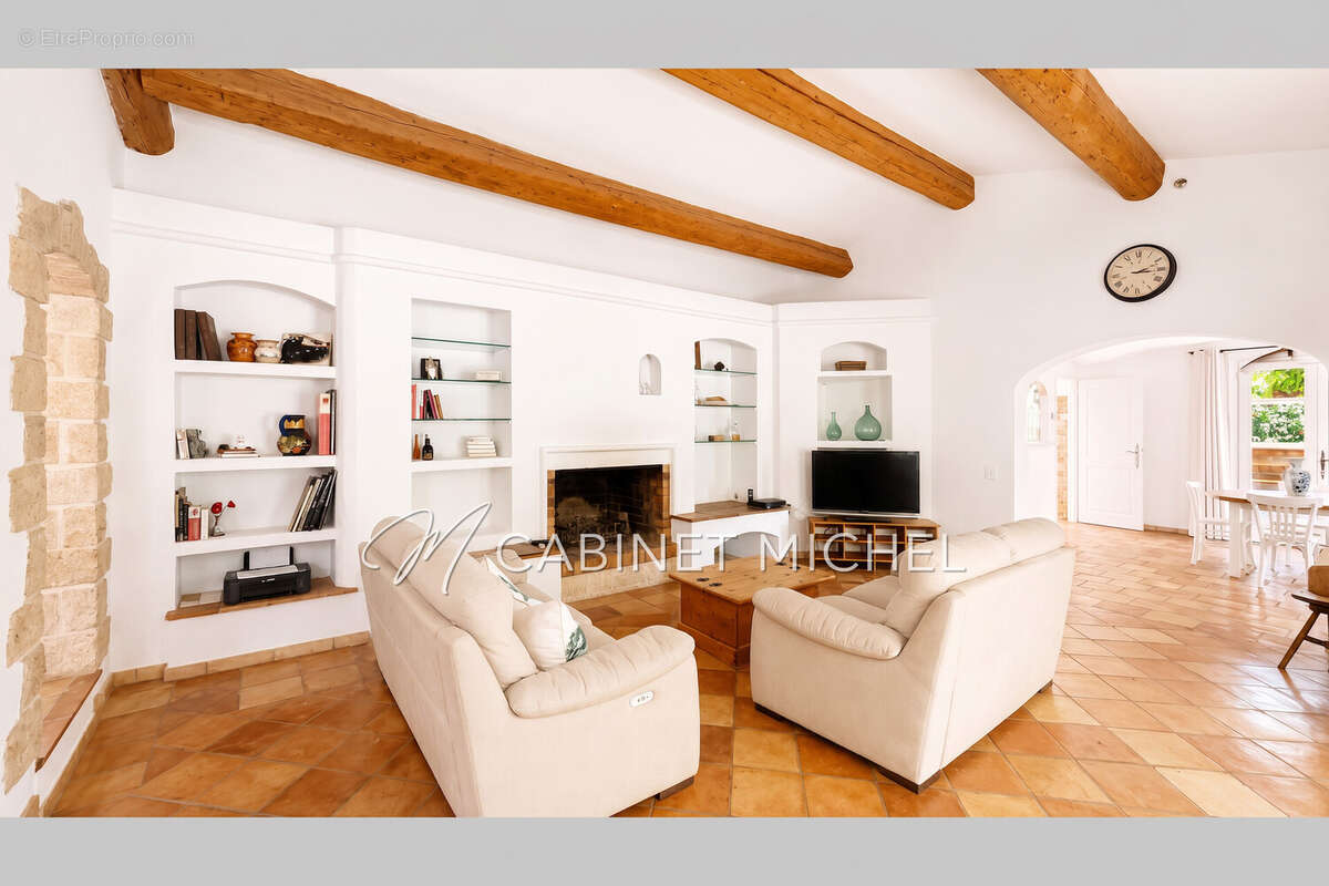 Maison 189 m² à Roquefort-Les-Pins  - photo 7