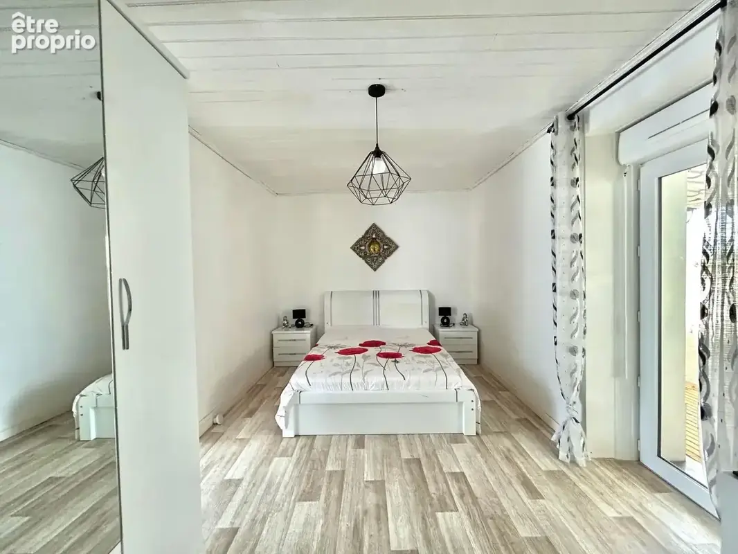 Maison 4 chambres centre-bourg - photo 9