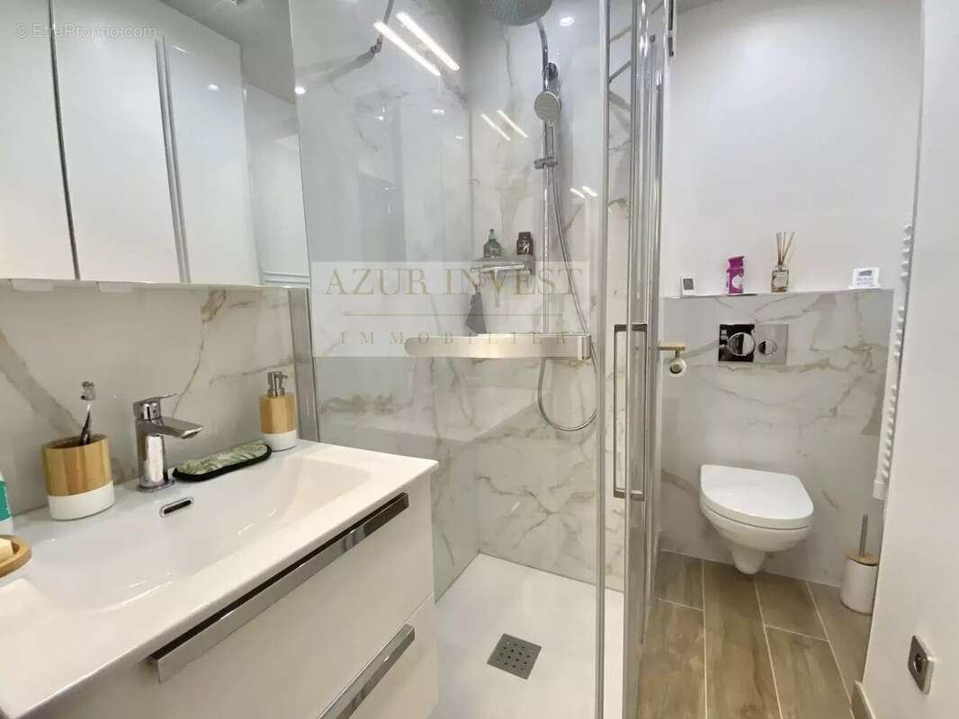Appartement à ROQUEBRUNE-CAP-MARTIN