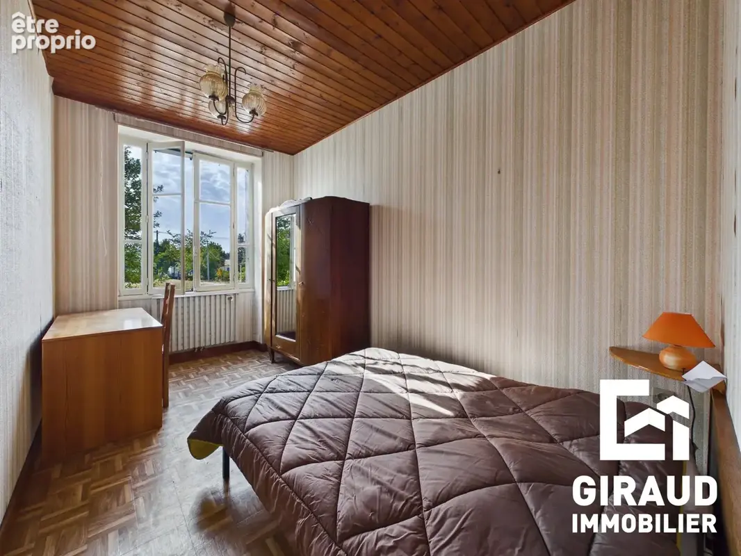 Maison 108 m² à Fontenay-Le-Comte  - photo 9