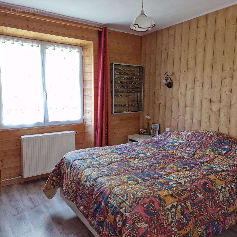 Maison à SAINT-AUBAN-SUR-L&#039;OUVEZE