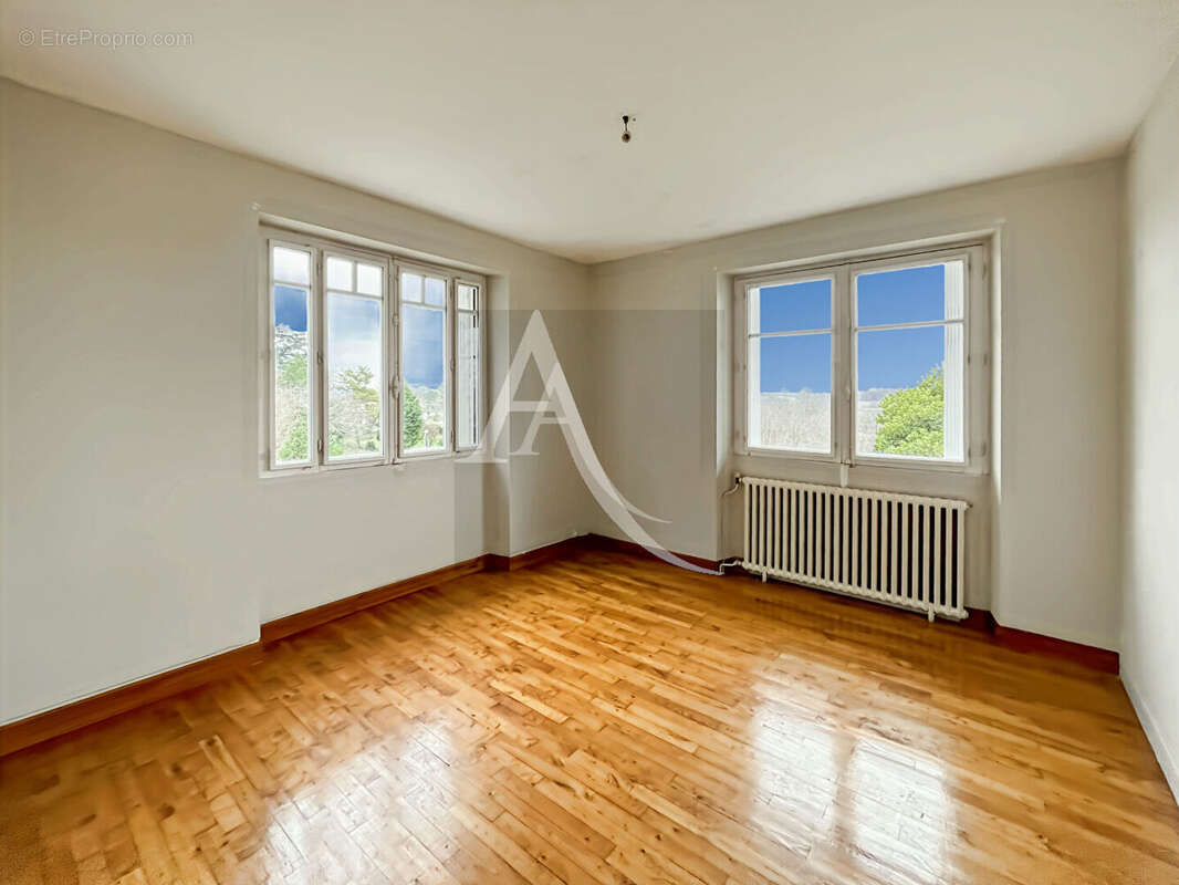 Maison à CONDEZAYGUES