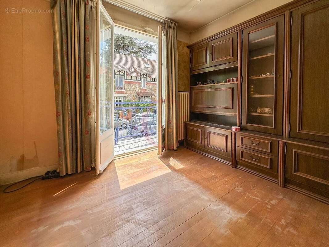 Appartement à BOURG-LA-REINE
