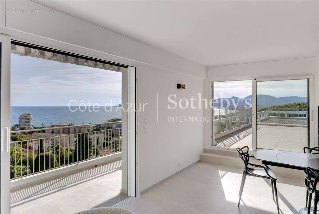 Appartement à CANNES