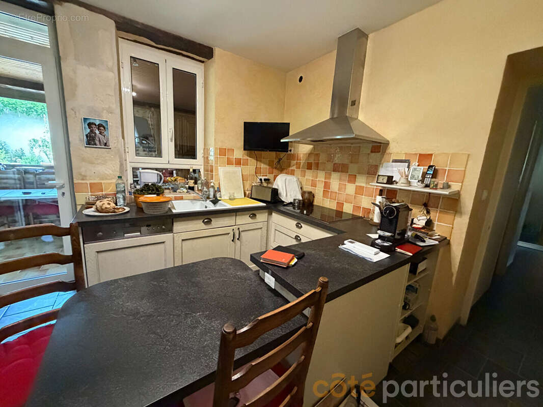 Maison Lignieres 7 pièce(s) 145 m2 avec jardin et dépendances - photo 6