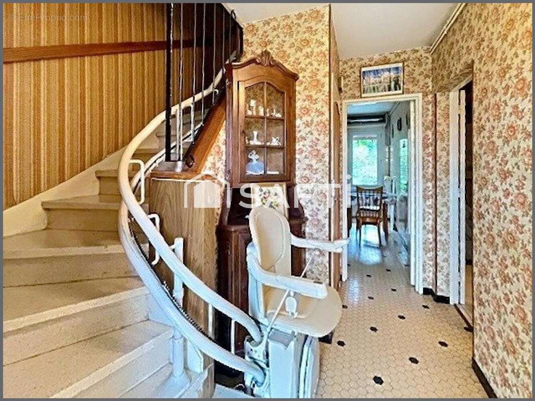 Photo 2 - Maison à BASSENS