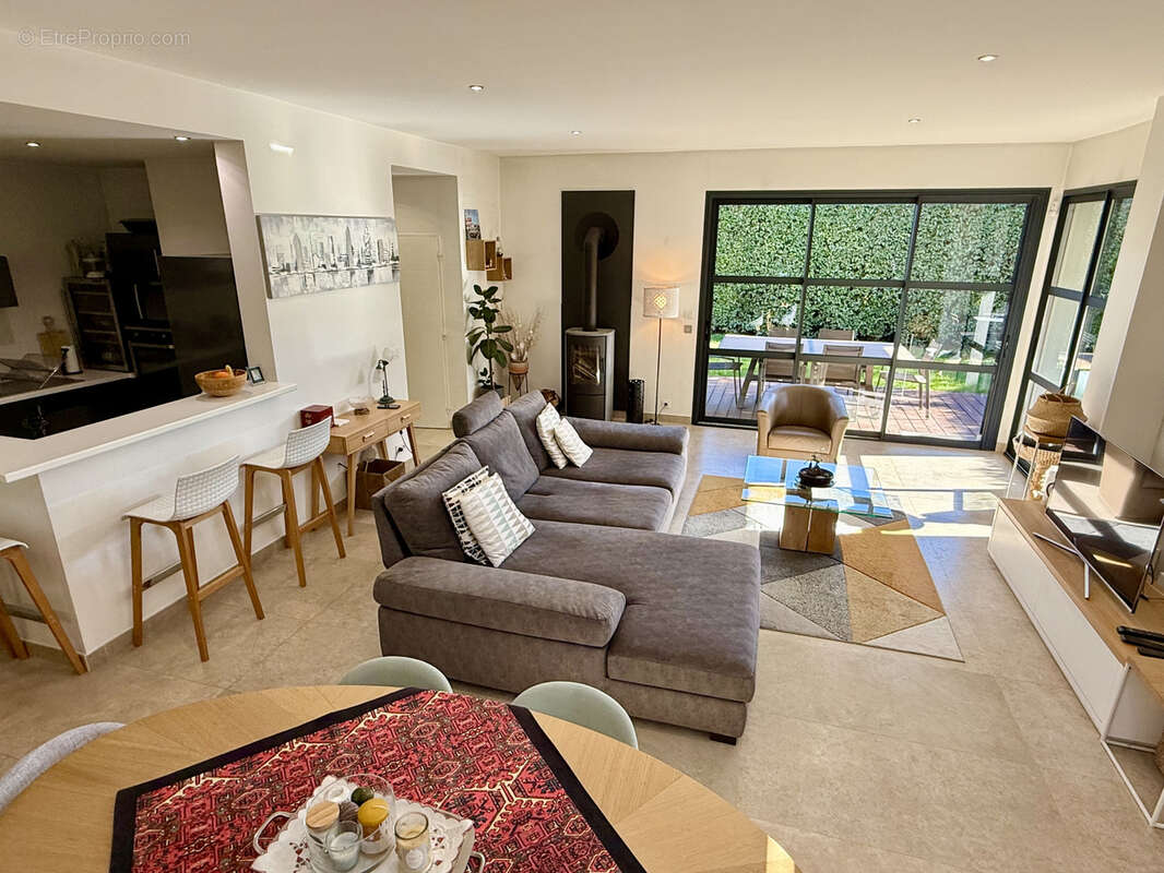 Maison à SAINT-GELY-DU-FESC