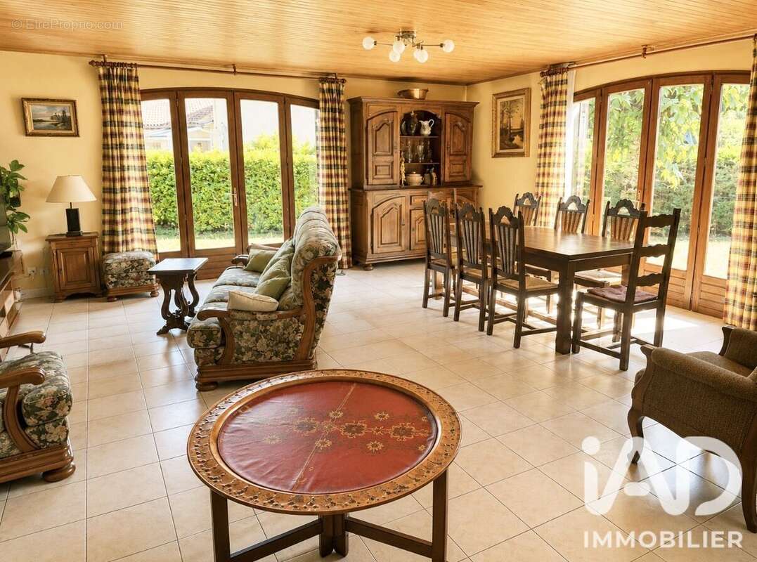Photo 5 - Maison à LANTON