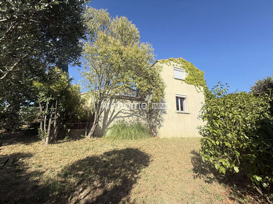 Maison à SAINT-JEAN-DE-VEDAS