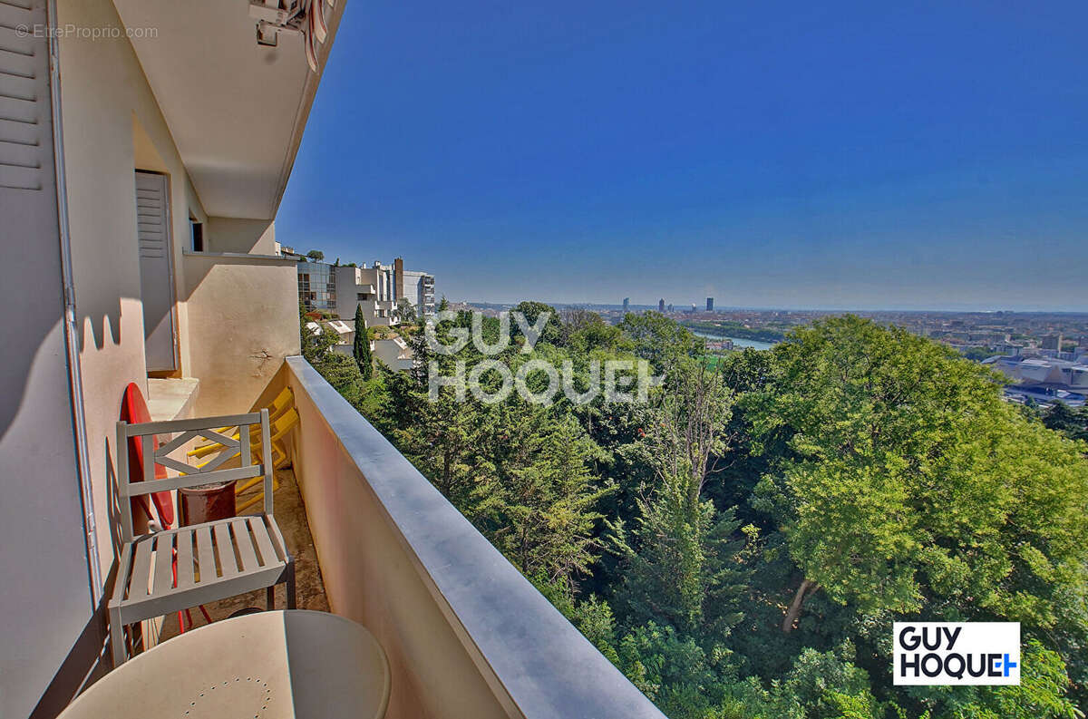 Appartement à LA MULATIERE