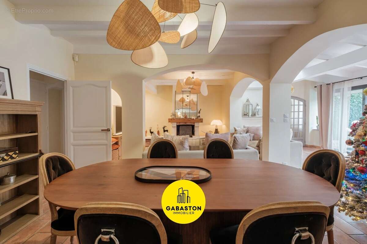 Maison à MARSEILLE-9E