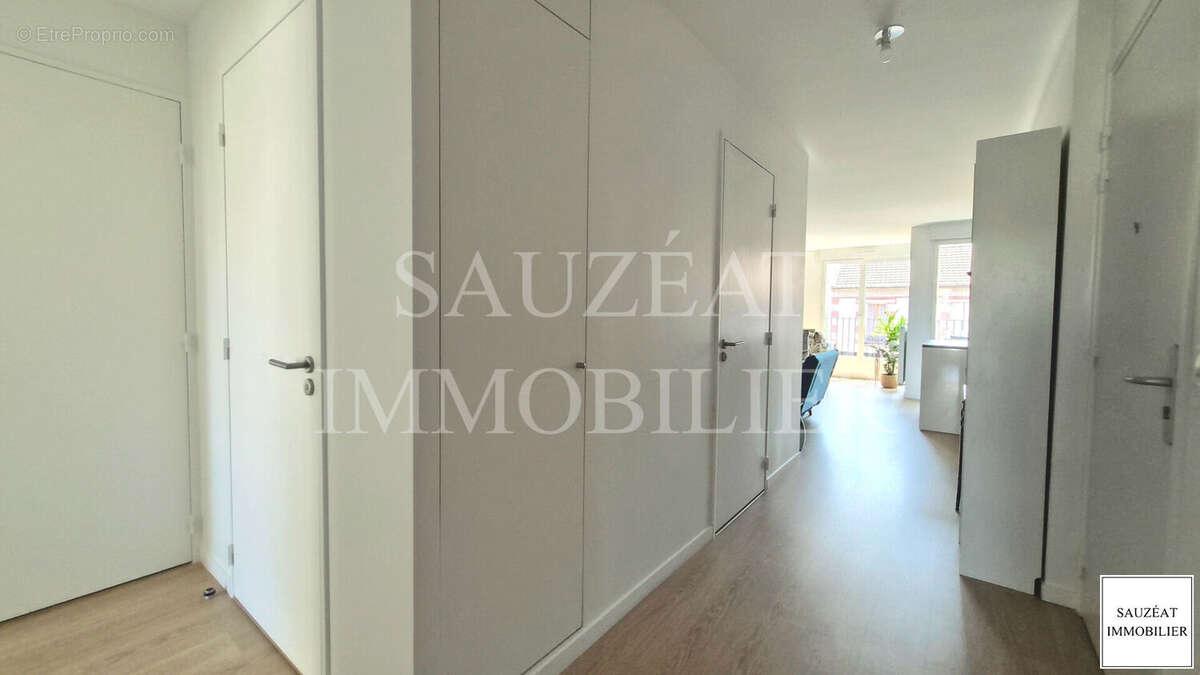Appartement à BAGNEUX