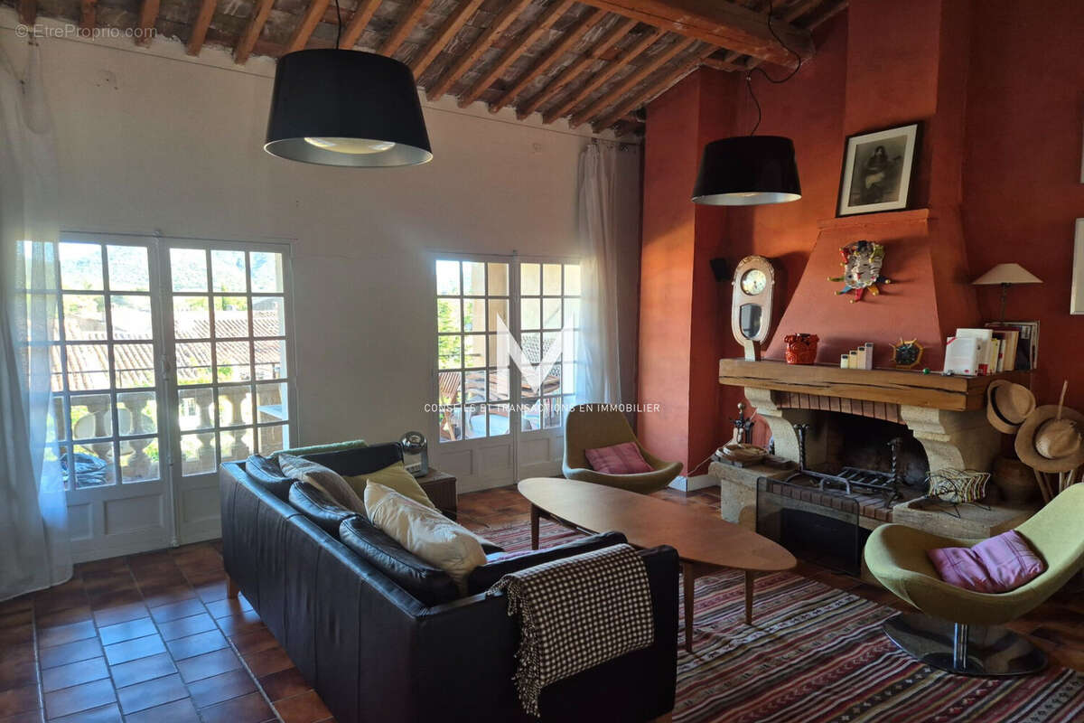 Appartement à PLAN-DE-LA-TOUR