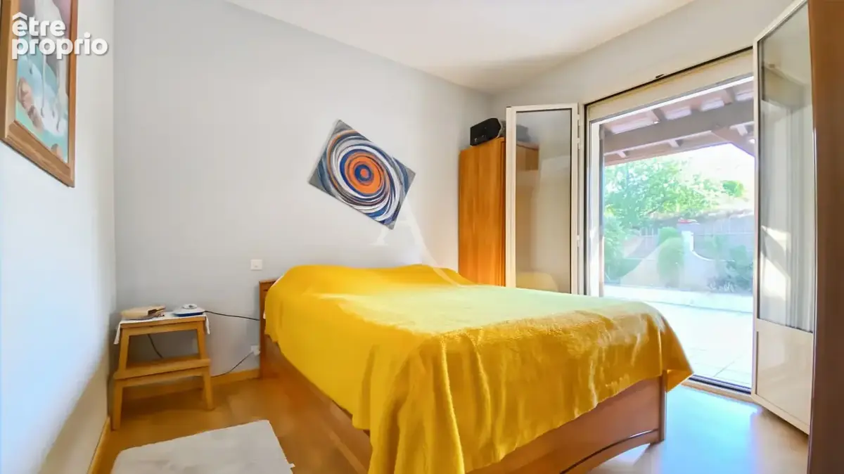 Belle maison de plain pied avec piscine - photo 11