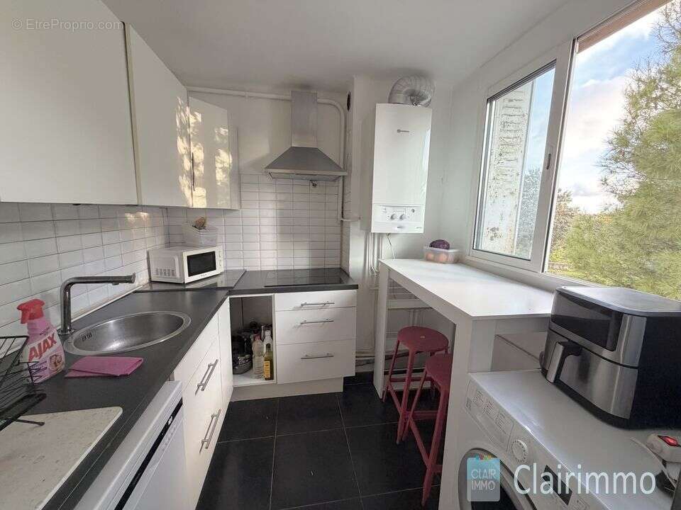 Appartement T5 a vendre  - balcon - cave - calme - 13013 - Appartement à MARSEILLE-13E