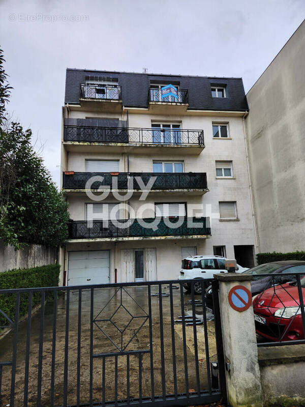 Appartement à ROSNY-SOUS-BOIS