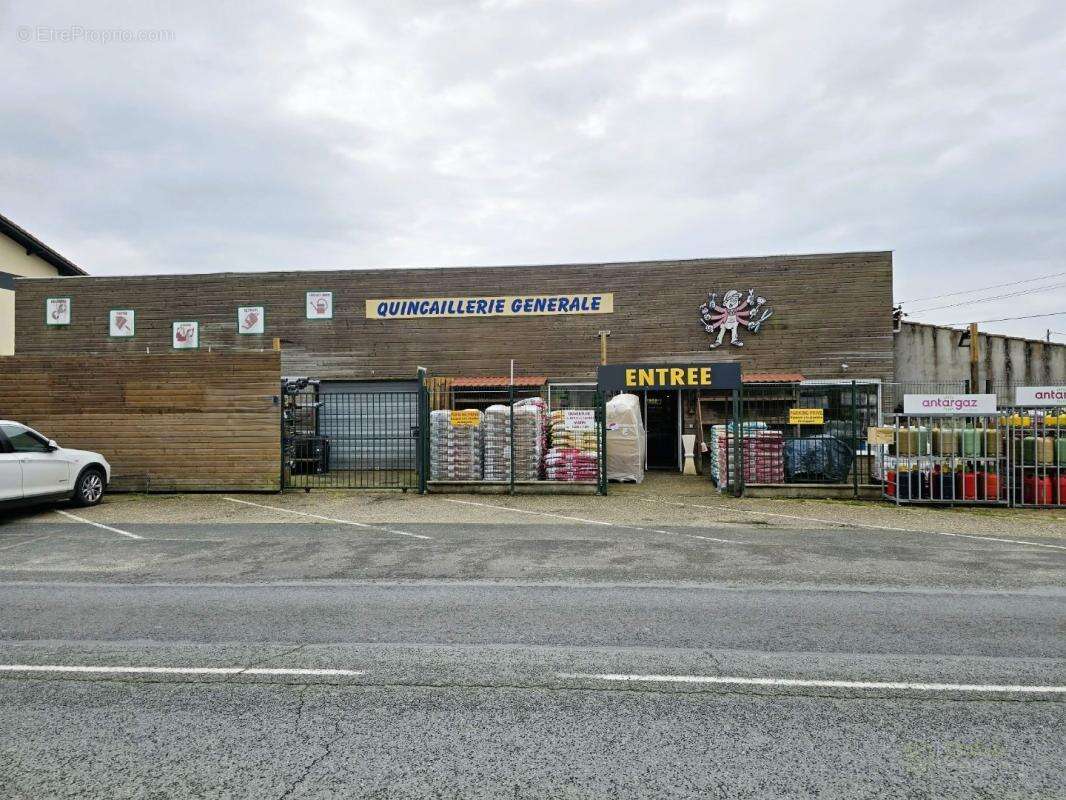 Commerce à SOULAC-SUR-MER