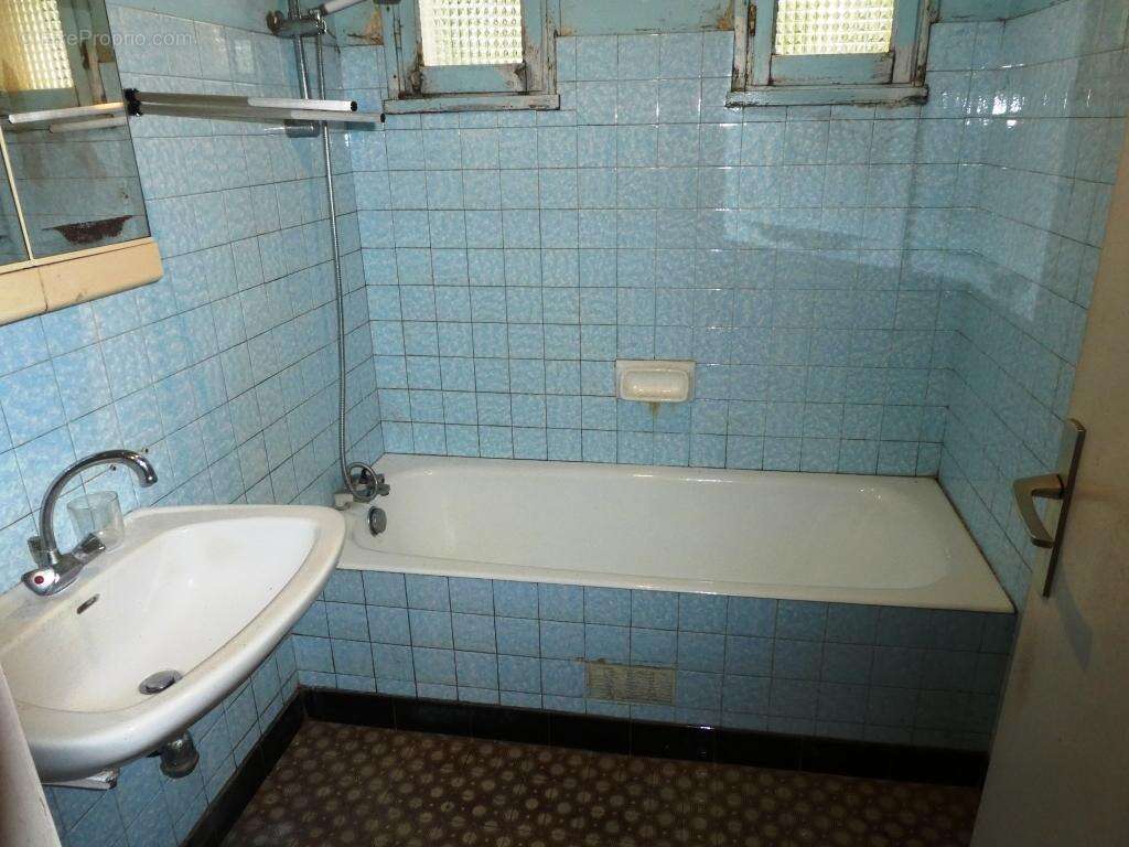 Maison à LESCOUET-GOUAREC